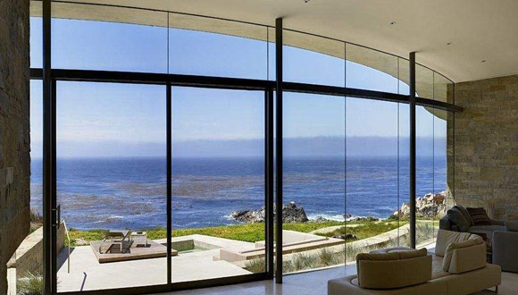 玻璃午夜免费观看用來製作玻璃窗口的技法之一 玻璃午夜免费观看用來製作玻璃窗口的技法之一