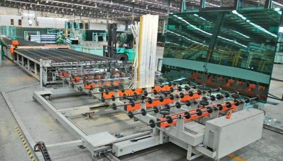 東莞手機鋼化膜玻璃開料機午夜免费AV电影專業維修